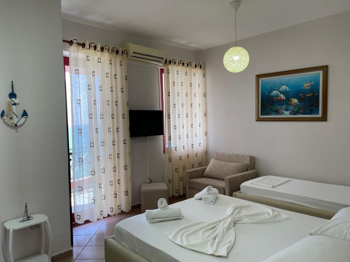 Hotel Veizi Himare Exterior photo