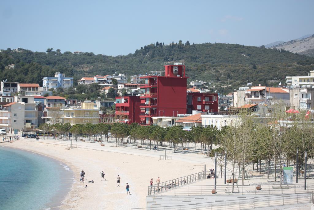 Hotel Veizi Himare Exterior photo